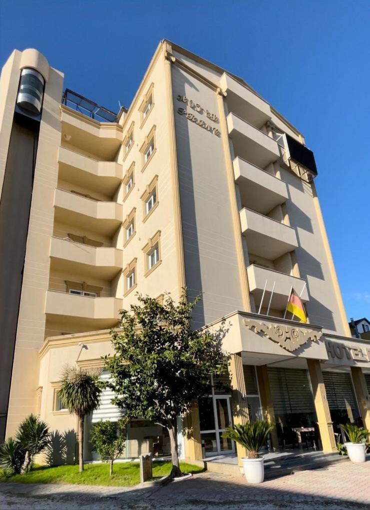 גולם Hotel Princ מראה חיצוני תמונה