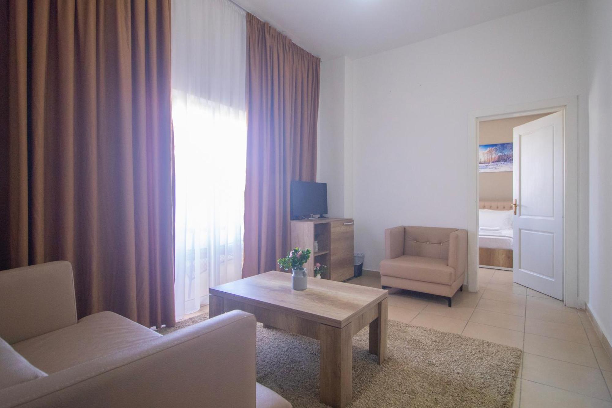 גולם Hotel Princ מראה חיצוני תמונה